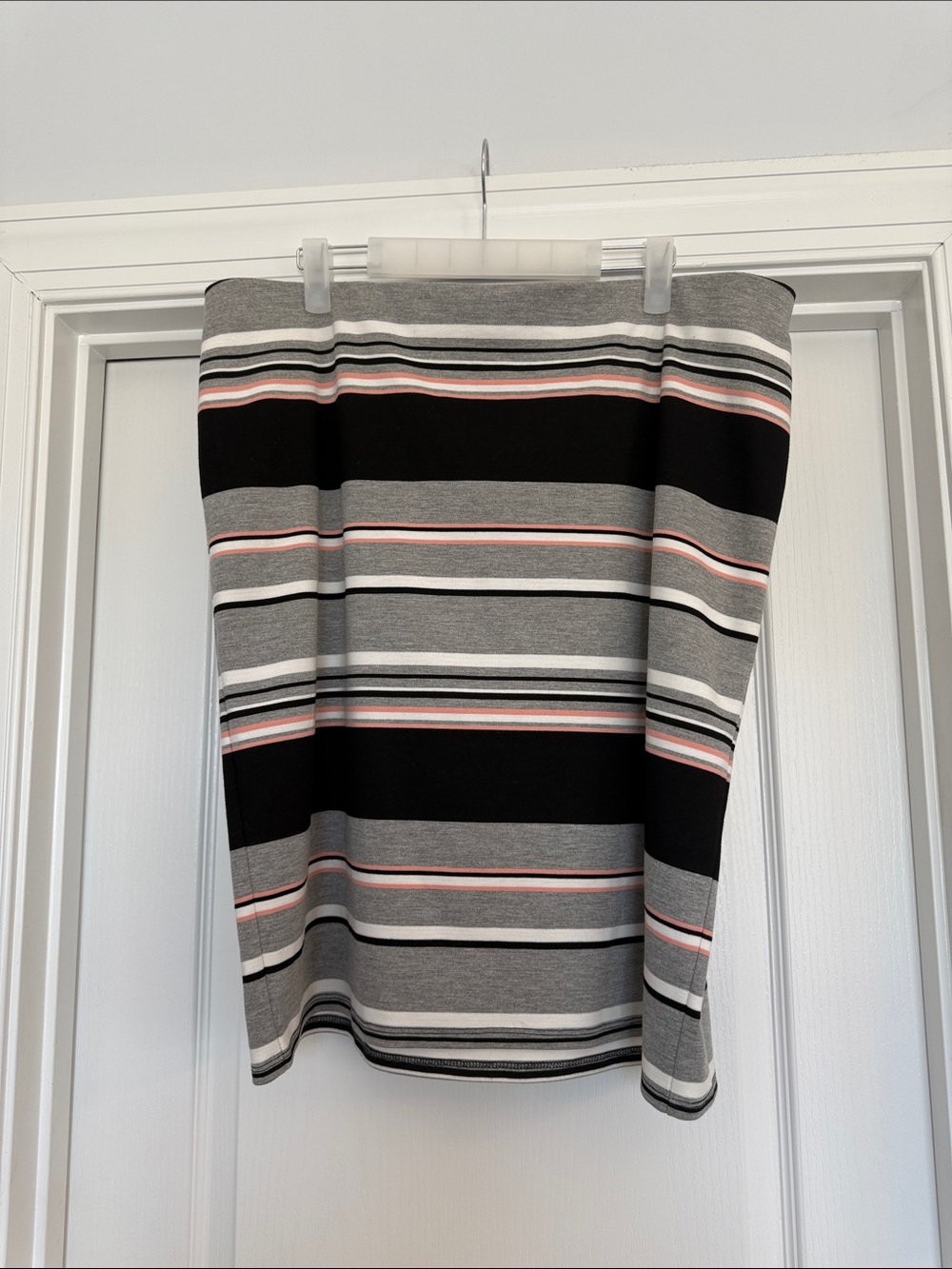 Roz & Ali Womens Striped Pencil Skirt Plus Size 1X Black, Gray & Pink Stretchy